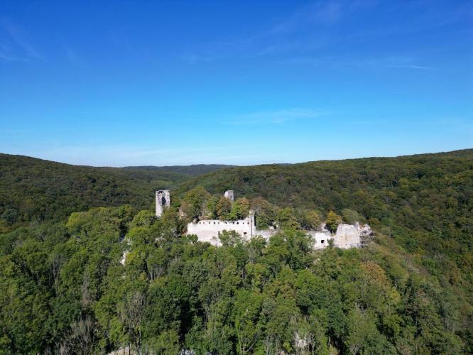 Jókő vára –  ideális úti cél várbarátoknak