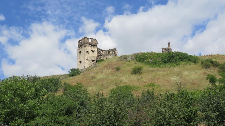 Kövesd