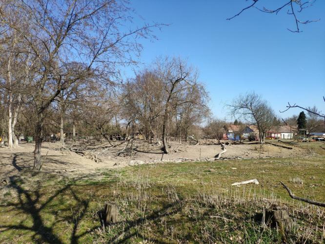 Kissároslak, castellum